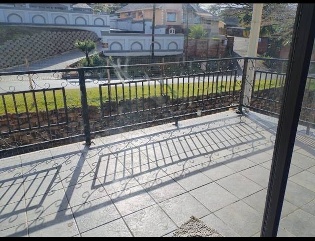 3 BEDROOM DUPLEX FOR SALE IN MALVERN